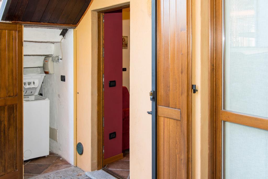Casa Corte Alla Rocca Arona Zewnętrze zdjęcie